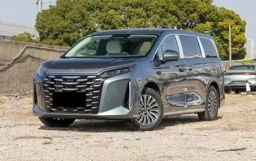 Nieuwe MPV-gezinsauto