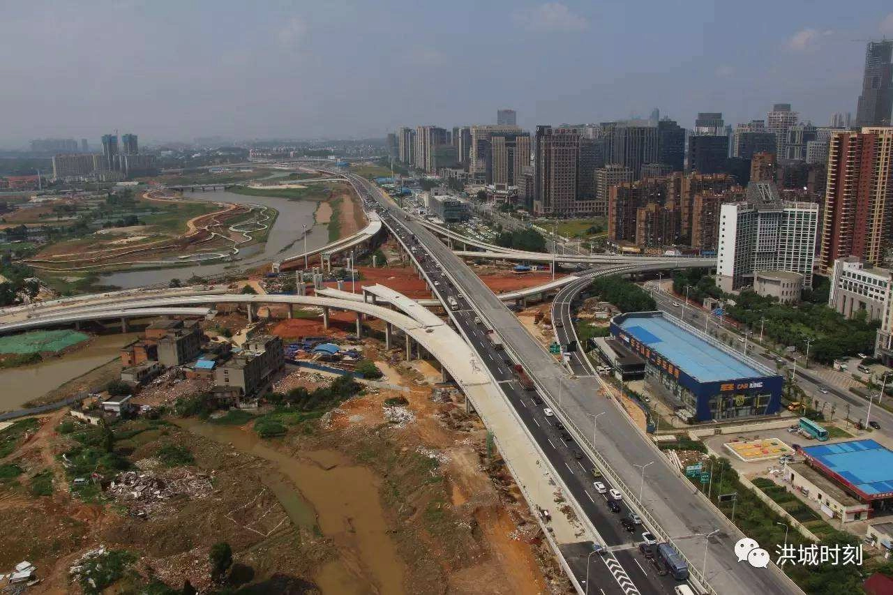 Materiaalleveringsproject voor gemeentelijke snelwegen voor wederopbouwwerkzaamheden aan de Changjiu-snelweg, Nanchang